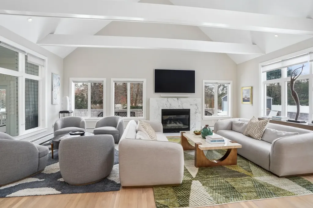 471 West Tisbury Road Edgartown MA 02539