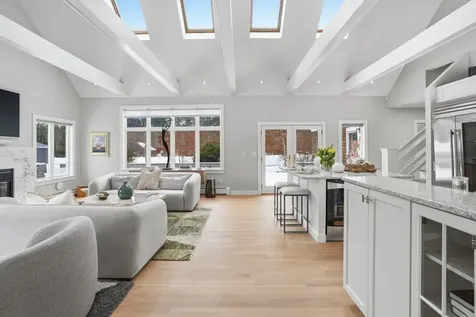 471 West Tisbury Road Edgartown MA 02539