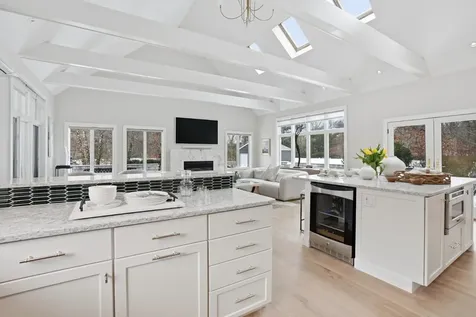 471 West Tisbury Road Edgartown MA 02539