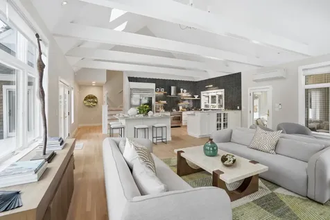 471 West Tisbury Road Edgartown MA 02539