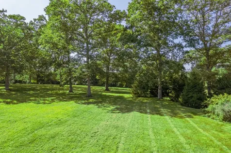 26 Flint Hill Road West Tisbury MA 02575