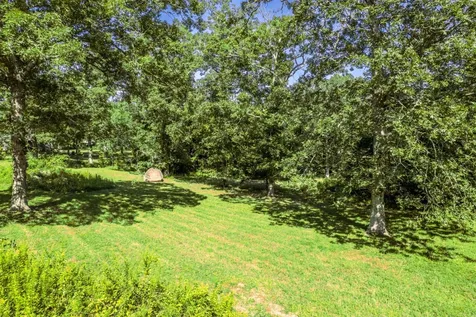 26 Flint Hill Road West Tisbury MA 02575