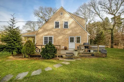 116 Franklin Terrace Vineyard Haven MA 02568