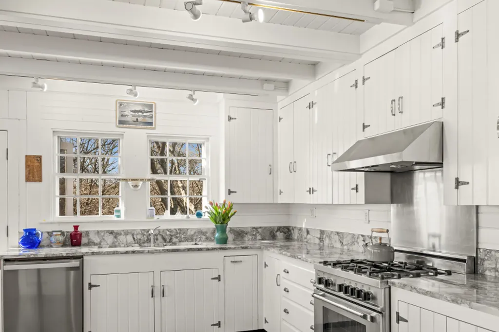 205 South Road Chilmark MA 02535