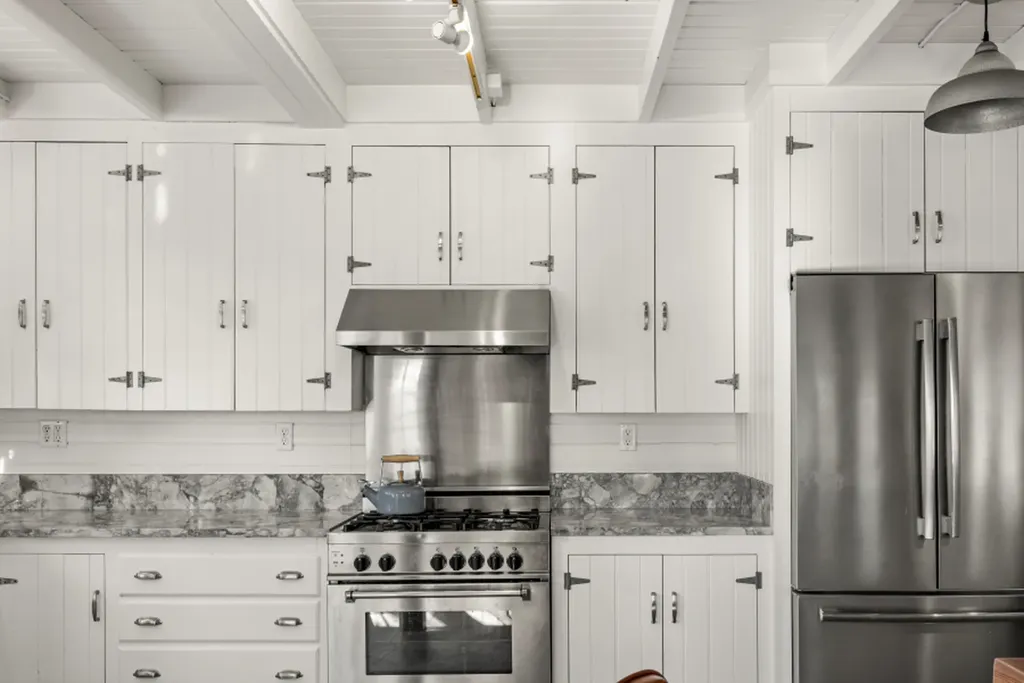 205 South Road Chilmark MA 02535