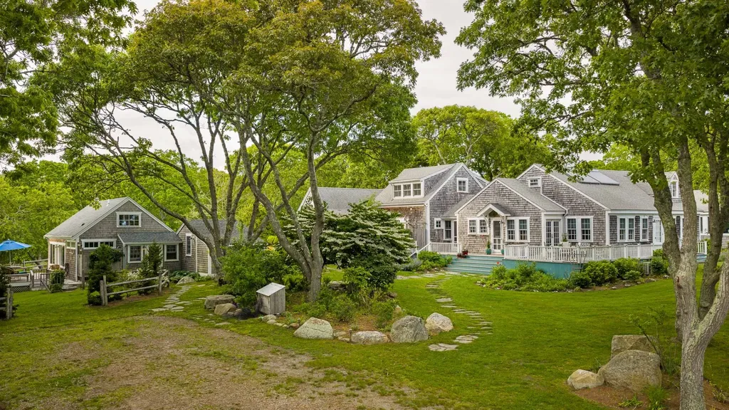 205 South Road Chilmark MA 02535