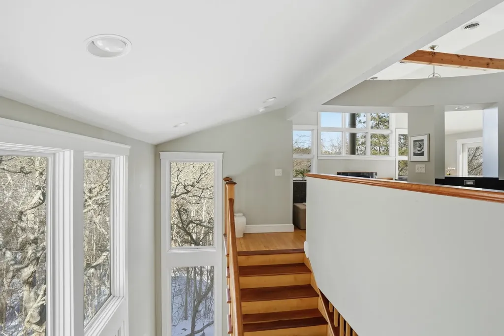 18 Wood Duck Way Oak Bluffs MA 02557