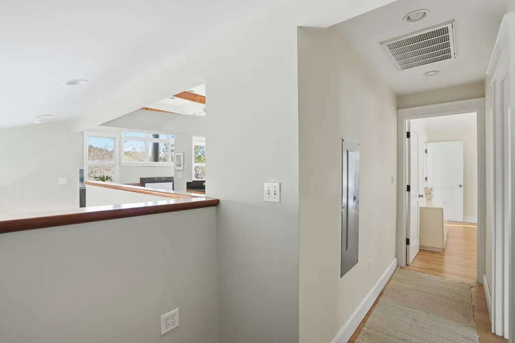 18 Wood Duck Way Oak Bluffs MA 02557