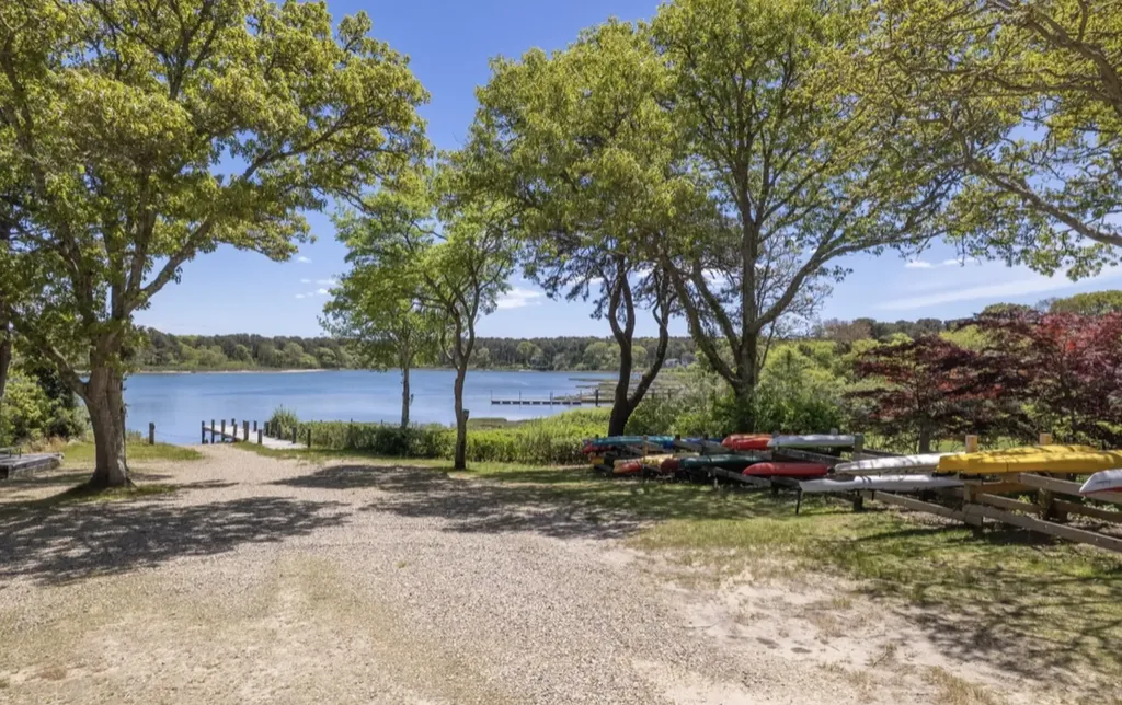 18 Wood Duck Way Oak Bluffs MA 02557