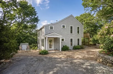 18 Wood Duck Way Oak Bluffs MA 02557