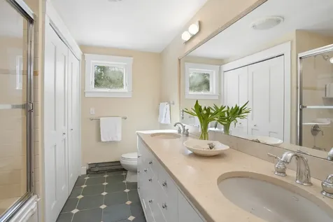 18 Wood Duck Way Oak Bluffs MA 02557