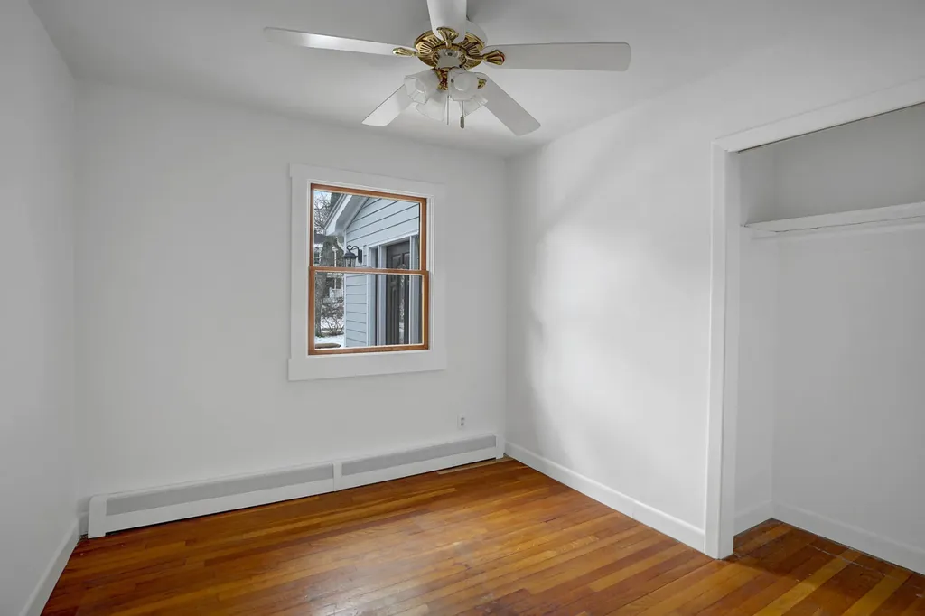 22 Oklahoma Avenue Vineyard Haven MA 02568