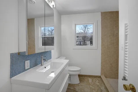 22 Oklahoma Avenue Vineyard Haven MA 02568