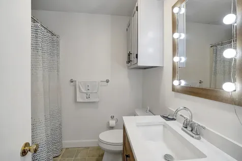 22 Oklahoma Avenue Vineyard Haven MA 02568