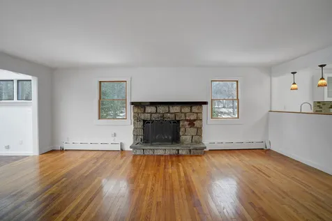 22 Oklahoma Avenue Vineyard Haven MA 02568