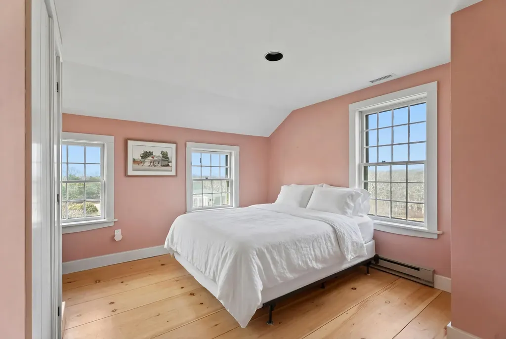 109 Litchfield Road Edgartown MA 02539