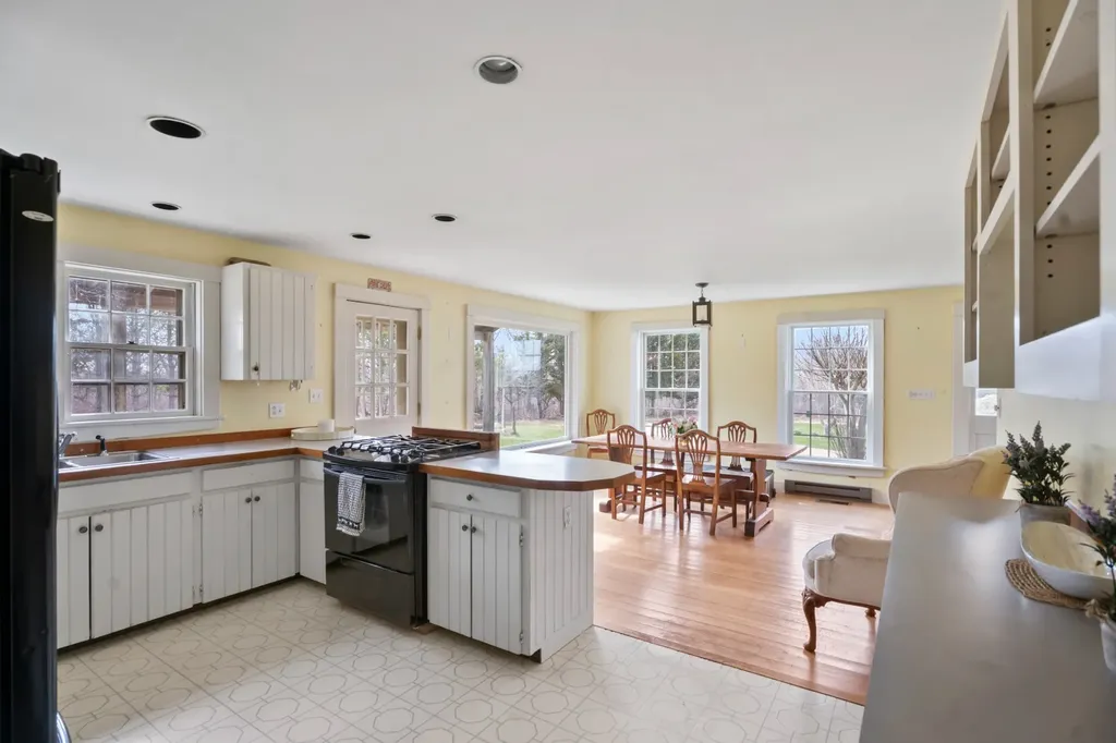 109 Litchfield Road Edgartown MA 02539