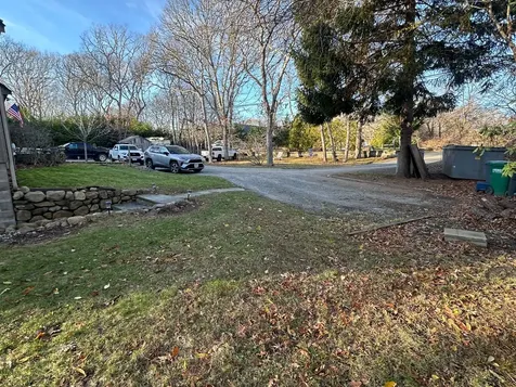 52 Carrolls Way Vineyard Haven MA 02568