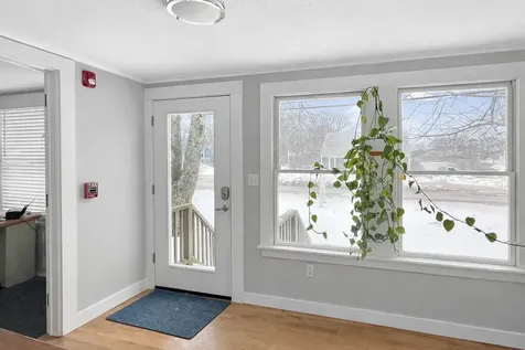 378 State Road Vineyard Haven MA 02568