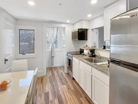 378 State Road Vineyard Haven MA 02568