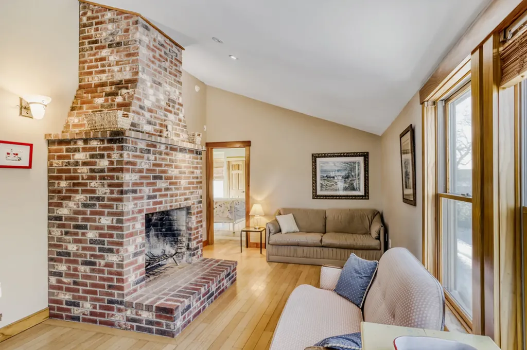 24 Cournoyer Road West Tisbury MA 02575