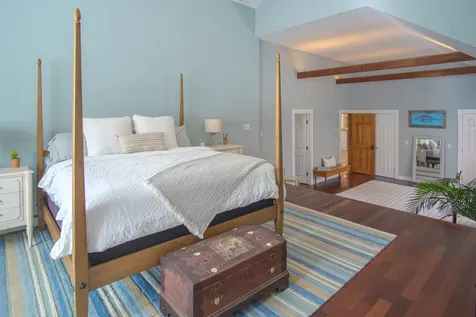 63 Bayes Hill Road Oak Bluffs MA 02557