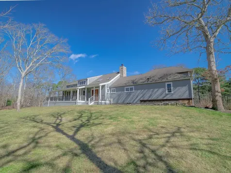 63 Bayes Hill Road Oak Bluffs MA 02557