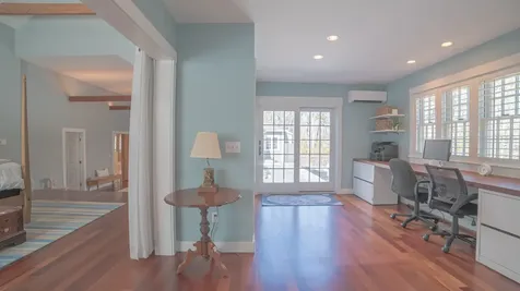 63 Bayes Hill Road Oak Bluffs MA 02557