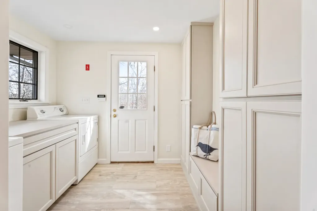 81 Whalers Walk Edgartown MA 02539