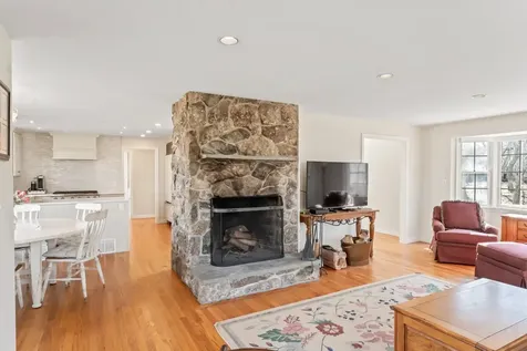 81 Whalers Walk Edgartown MA 02539