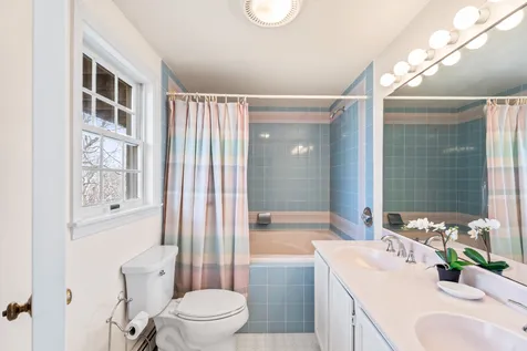 81 Whalers Walk Edgartown MA 02539