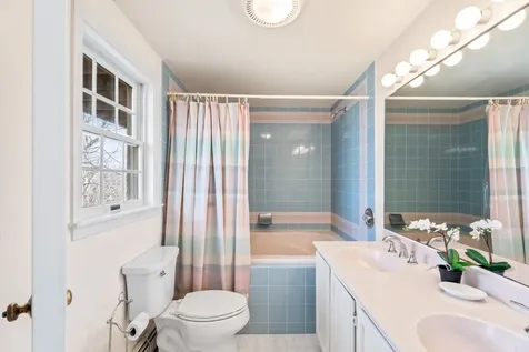 81 Whalers Walk Edgartown MA 02539