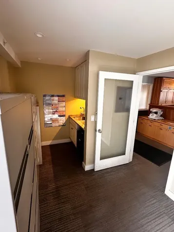 10 State Road Vineyard Haven MA 02568