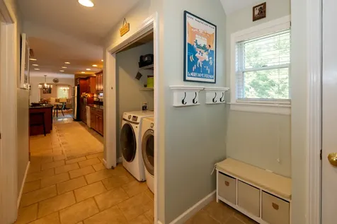 68 Front Street Oak Bluffs MA 02557