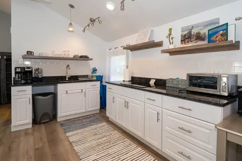 68 Front Street Oak Bluffs MA 02557