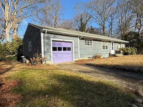 95 Tashmoo Avenue Vineyard Haven MA 02568