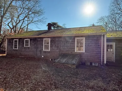95 Tashmoo Avenue Vineyard Haven MA 02568