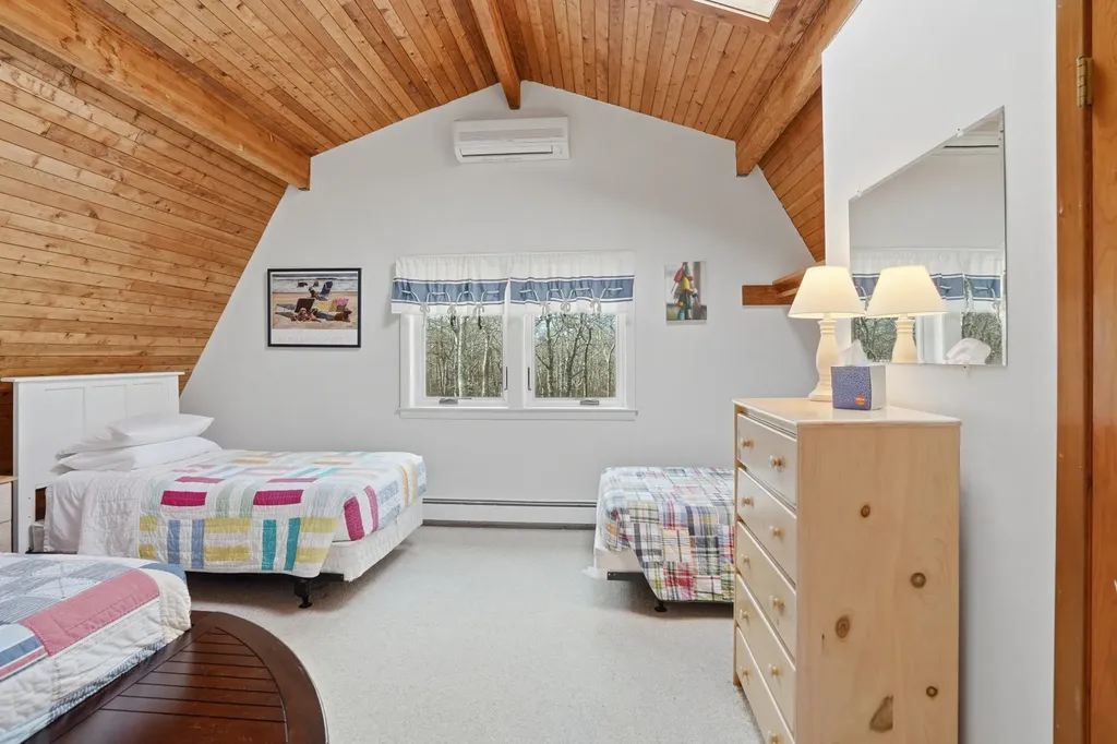 43 North Slope Lane Chilmark MA 02535