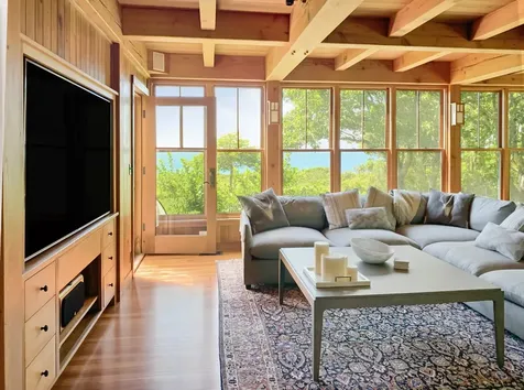 44 Forest Road West Tisbury MA 02575