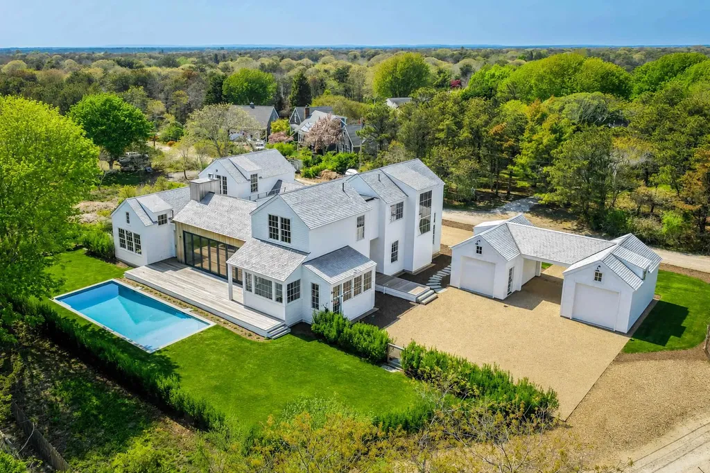 2 Lexington Avenue Edgartown MA 02539