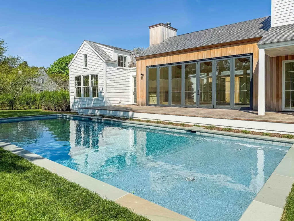 2 Lexington Avenue Edgartown MA 02539