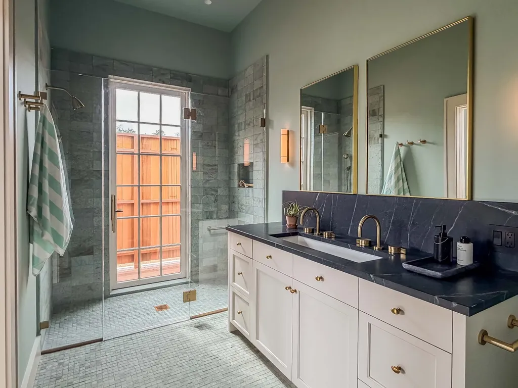 2 Lexington Avenue Edgartown MA 02539
