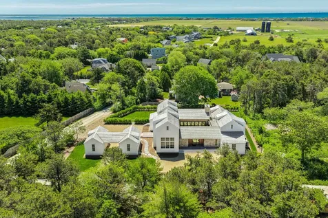 2 Lexington Avenue Edgartown MA 02539