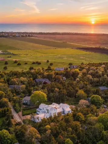 2 Lexington Avenue Edgartown MA 02539