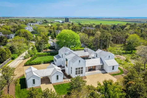 2 Lexington Avenue Edgartown MA 02539