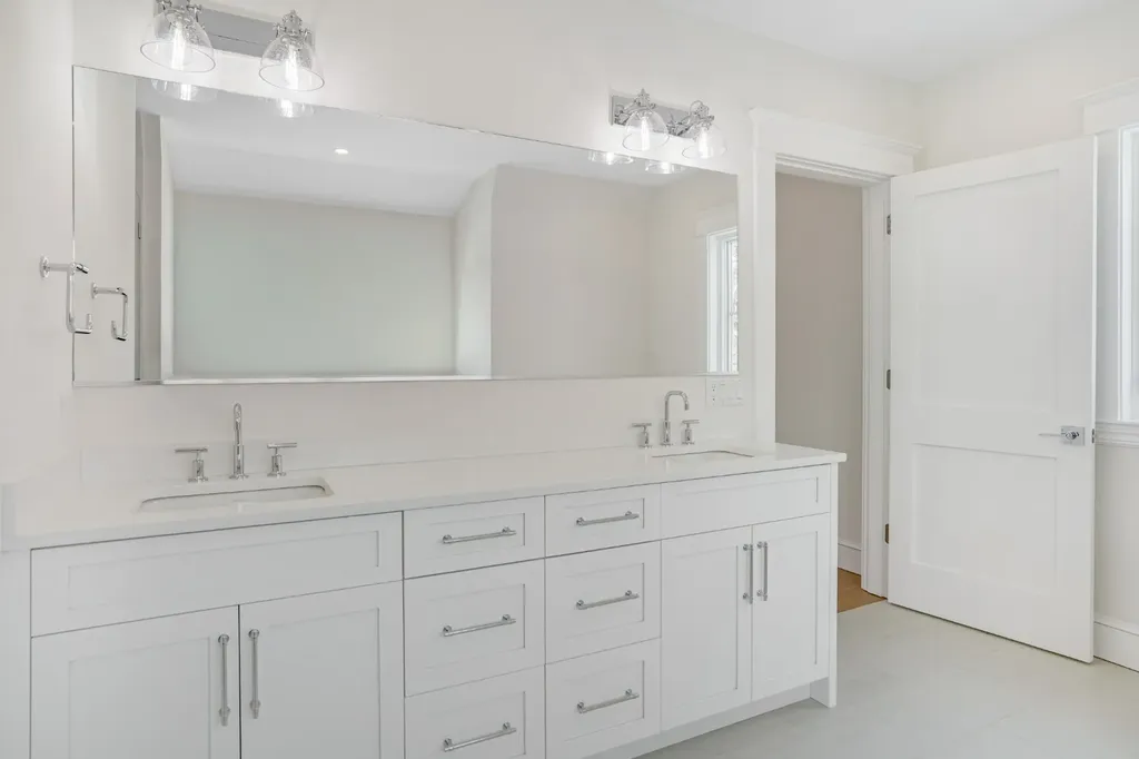 9 Marthas Way Edgartown MA 02539
