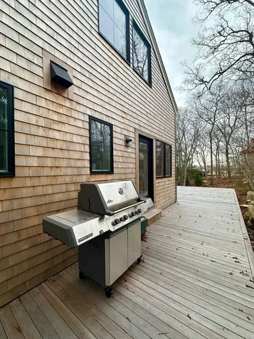 2 Great Rock Road Oak Bluffs MA 02557