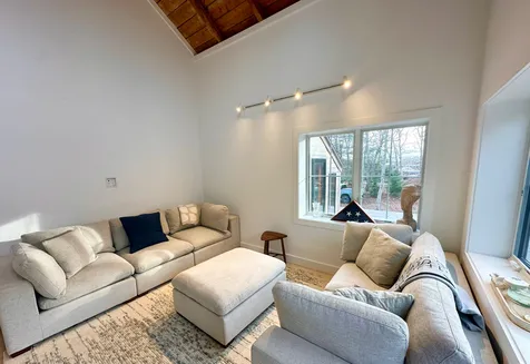 2 Great Rock Road Oak Bluffs MA 02557