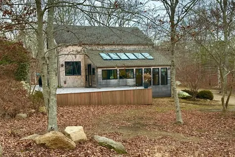 2 Great Rock Road Oak Bluffs MA 02557