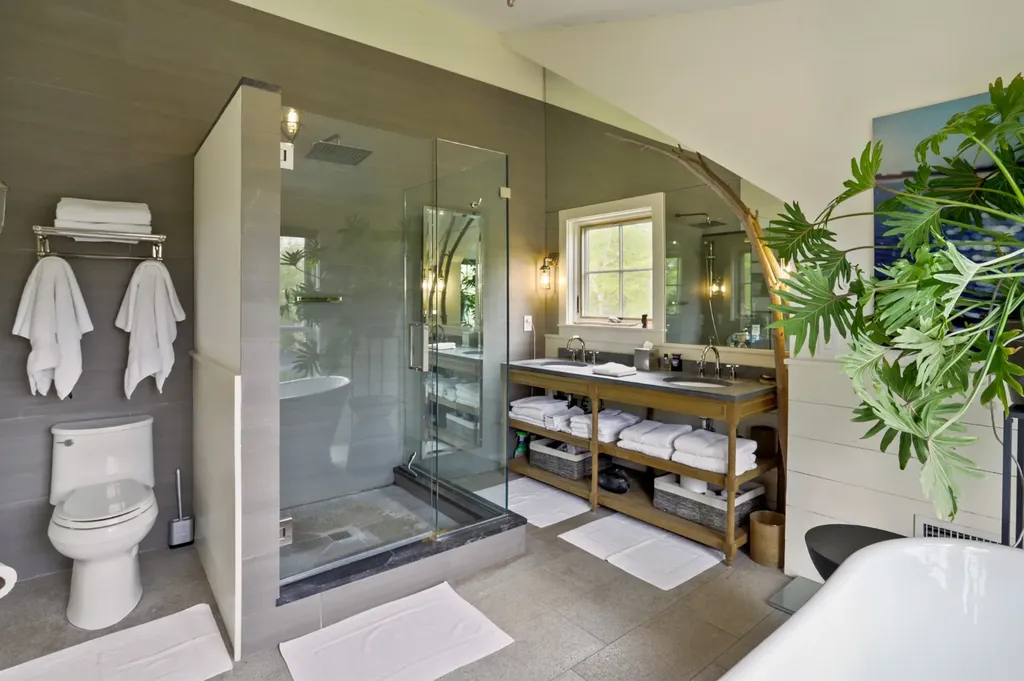 9 Ridge Hill Road Chilmark MA 02535